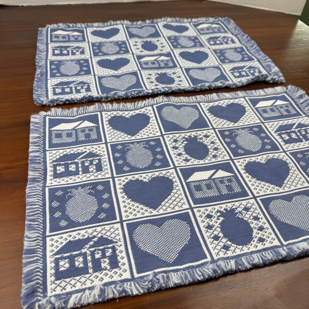 Vintage Blue White Woven Fringed Placemats Set of 2 Pineapple Heart House Mats - Picture 2 of 7